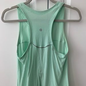 Lululemon tank top open slit back